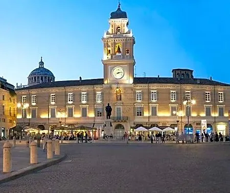 Palazzo Altavilla Deluxe Lägenhet Parma